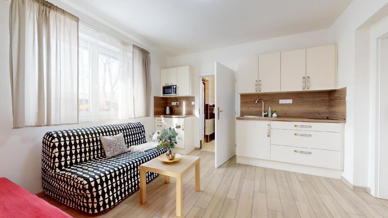 Apartman Dubova Milovice  Exterior foto