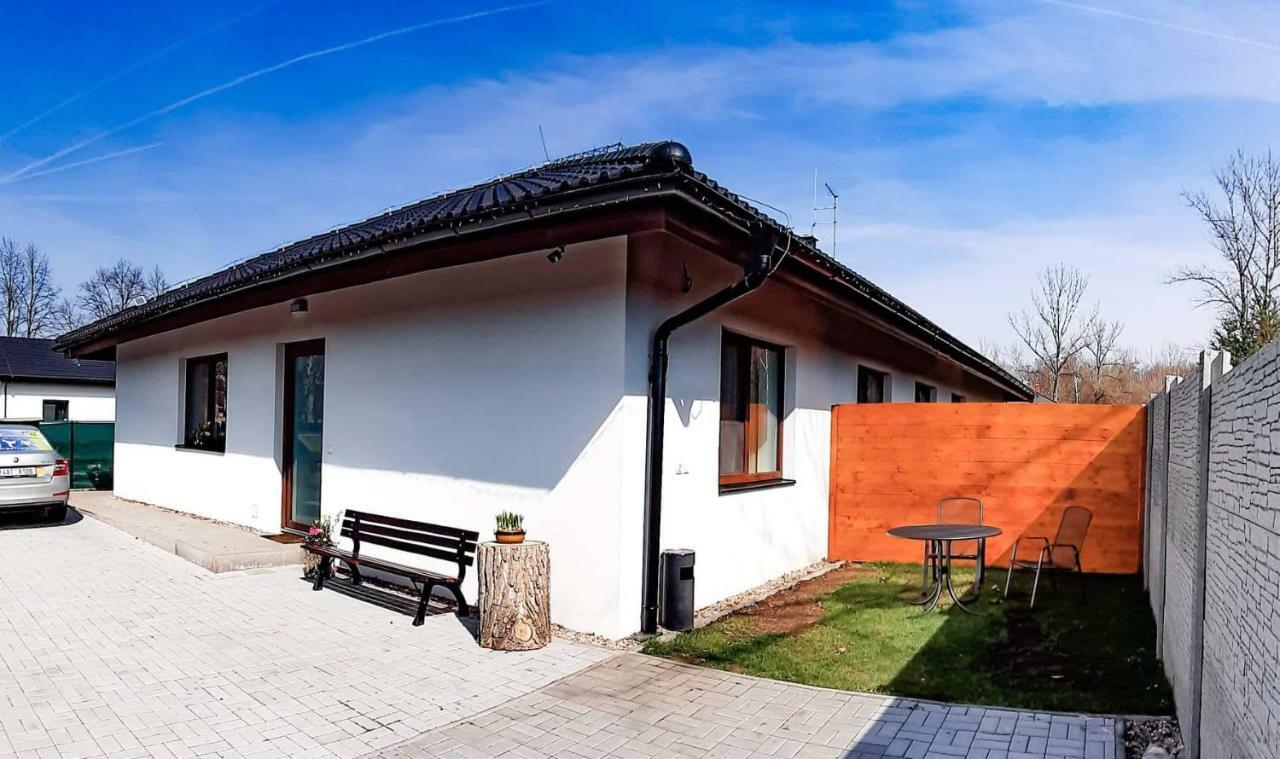 Apartman Dubova Milovice  Exterior foto
